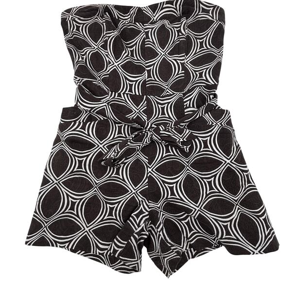 NWT Banana Republic Romper Women's Size 8 Brown & White Strapless Shorts Jumper - Picture 1 of 9